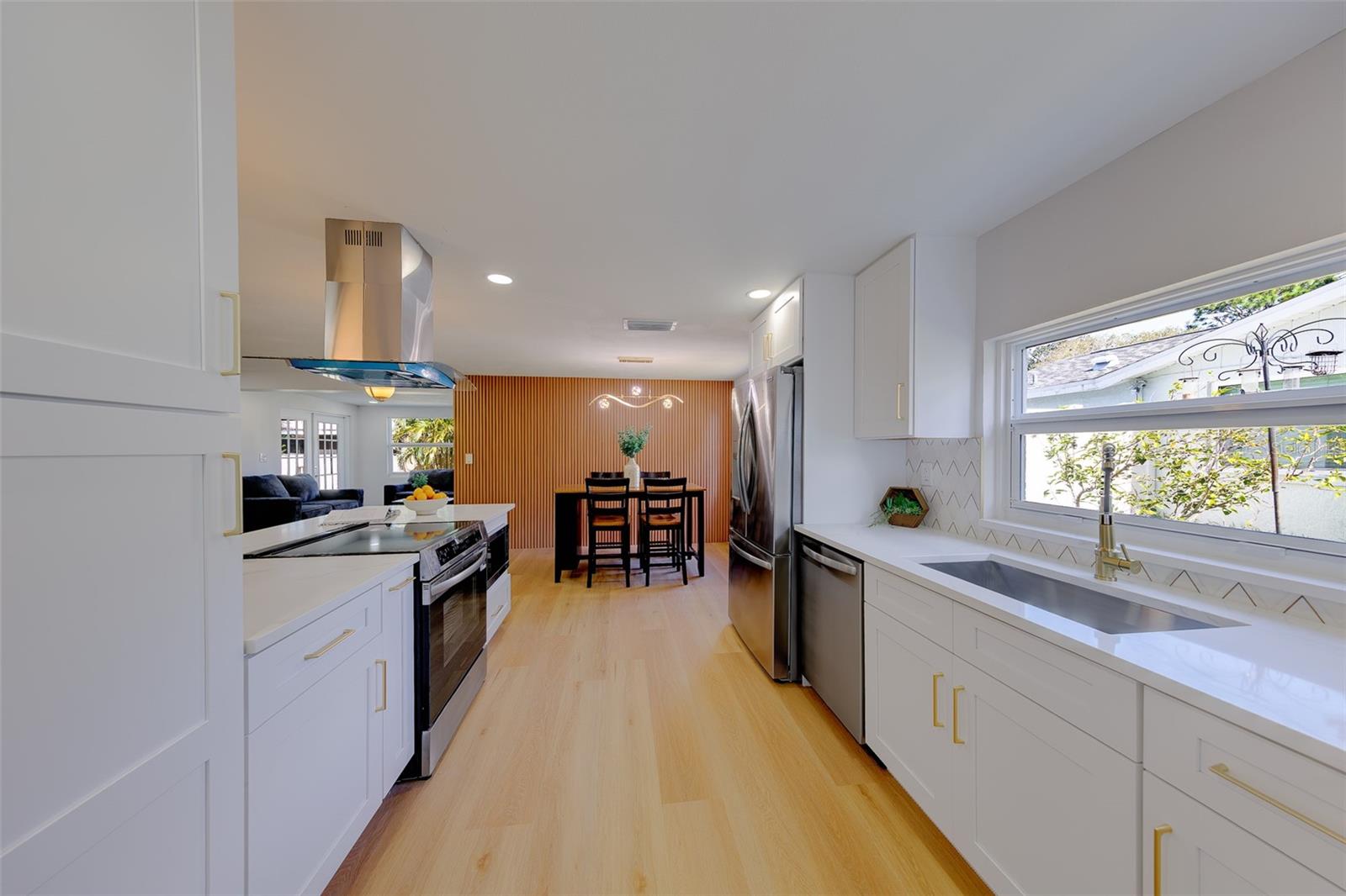 7149 CHANNELSIDE LN N — photo 12