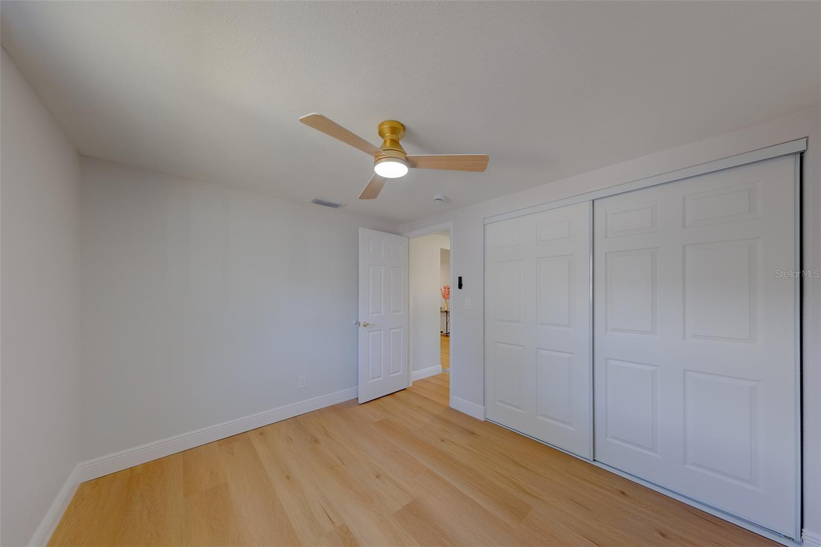 7149 CHANNELSIDE LN N — photo 22
