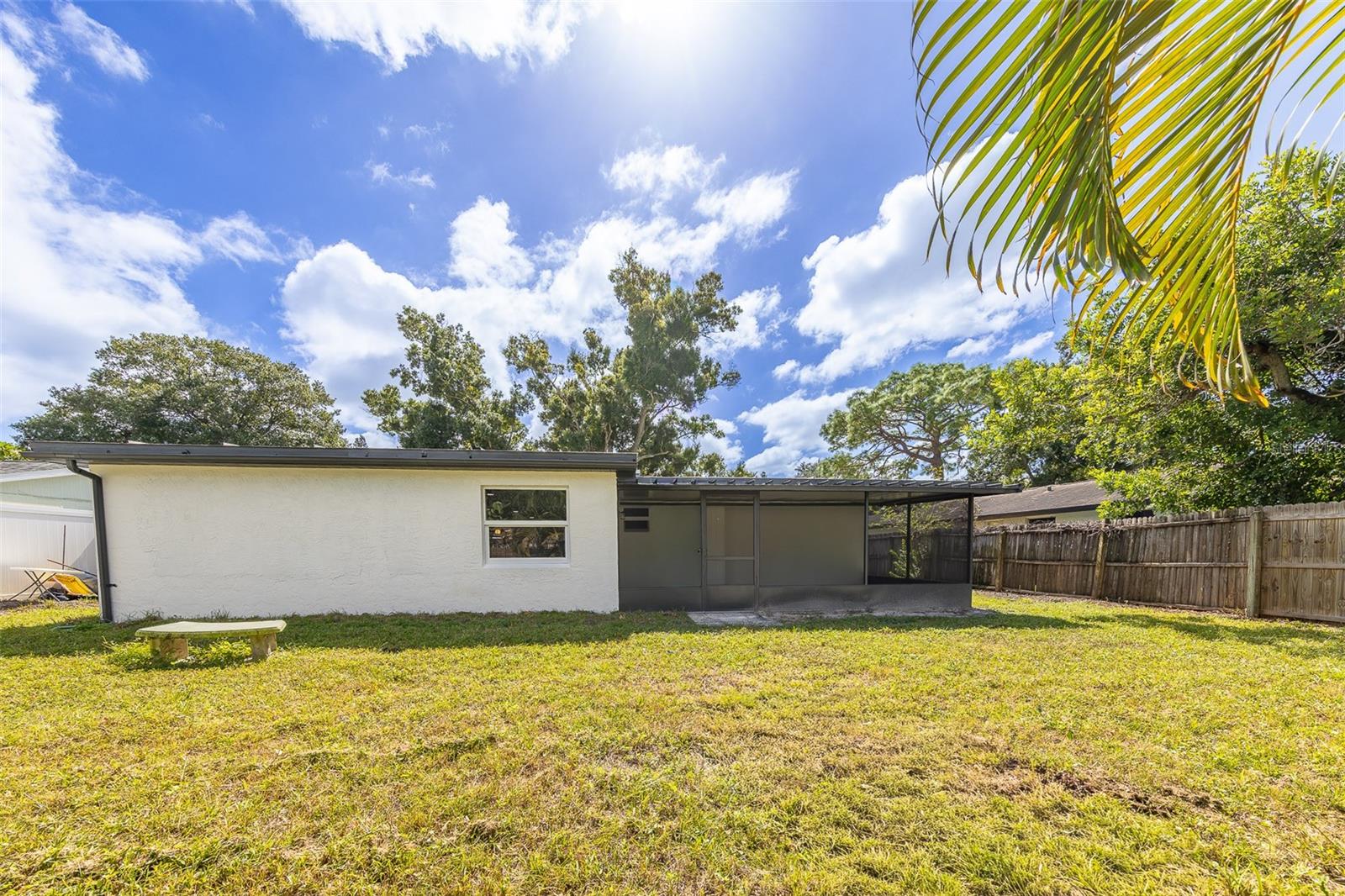 7149 CHANNELSIDE LN N — photo 47