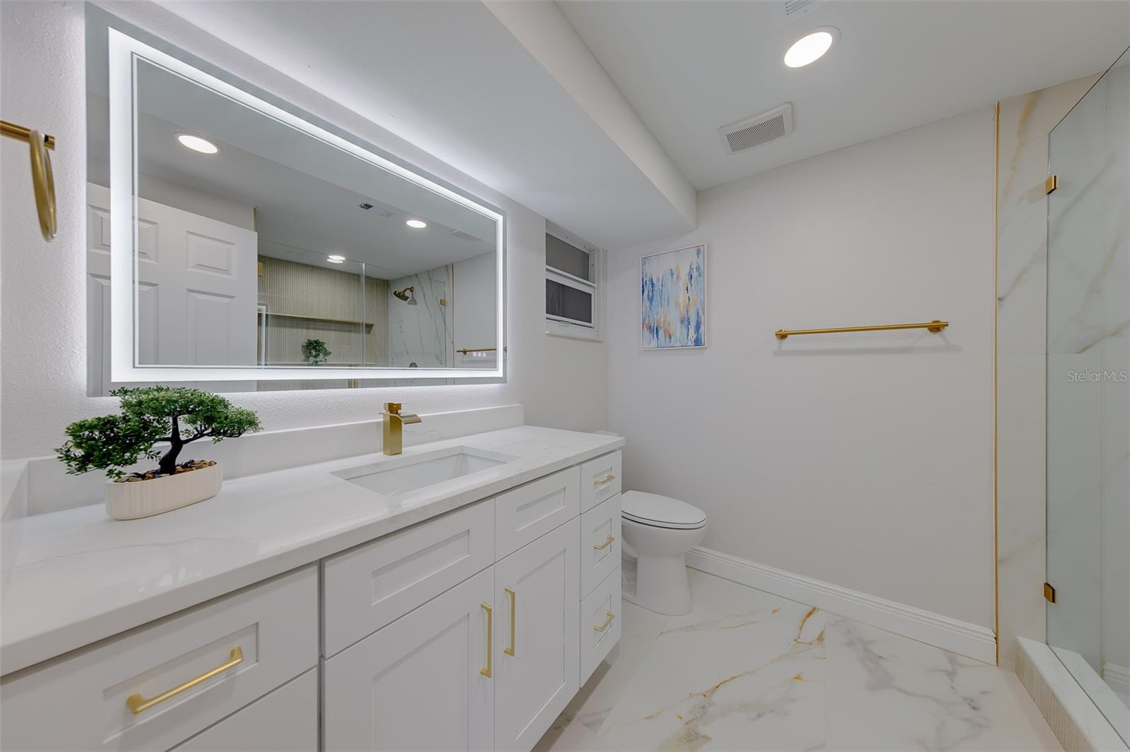 7149 CHANNELSIDE LN N — photo 34