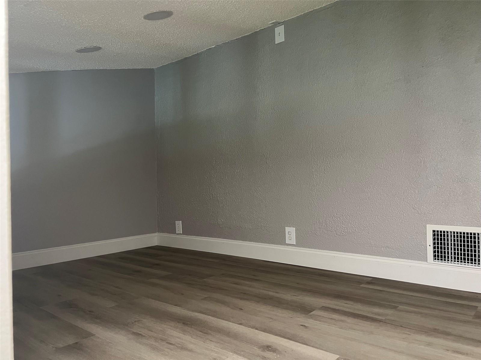 2209 BELLEAIR RD #C13 — photo 5