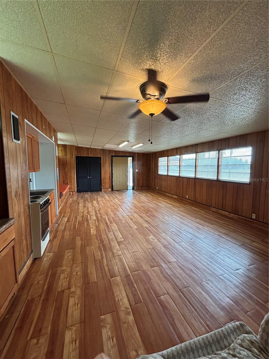 21335 COAKLEY LN #B-Loft — photo 21