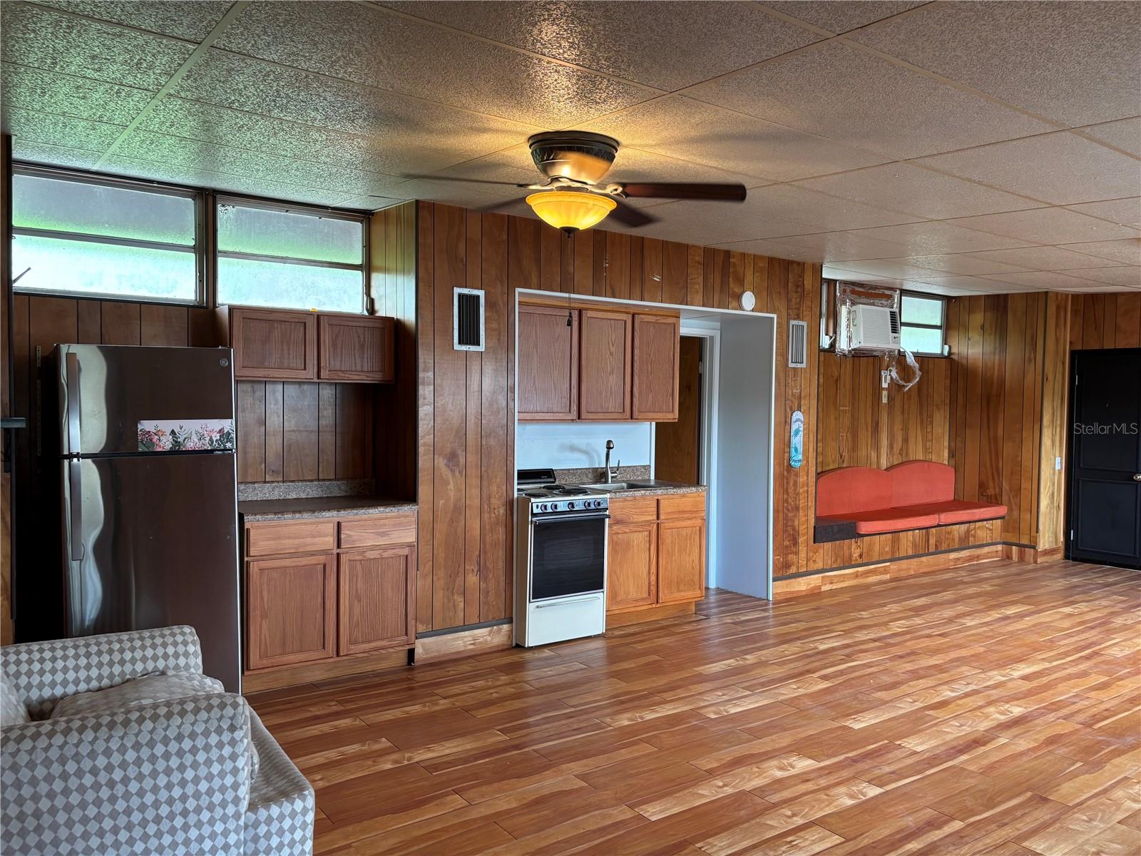 21335 COAKLEY LN #B-Loft — photo 13