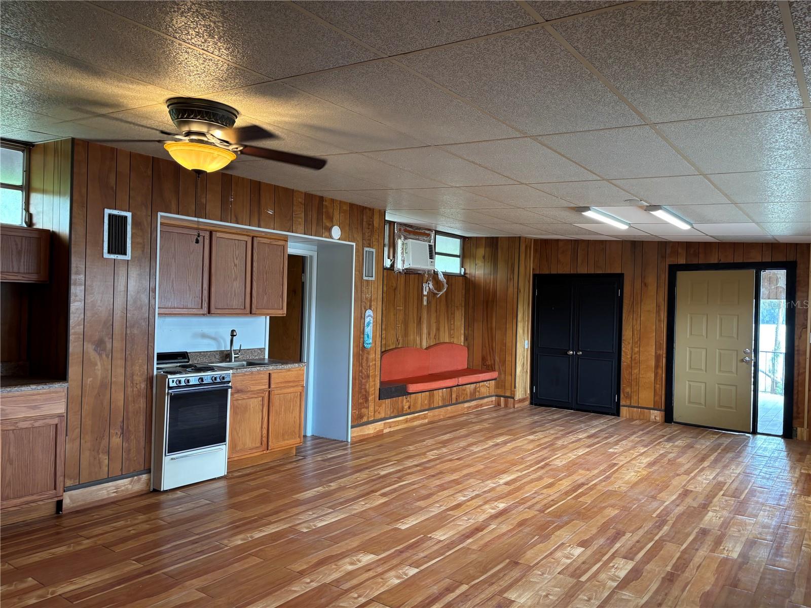 21335 COAKLEY LN #B-Loft — photo 12