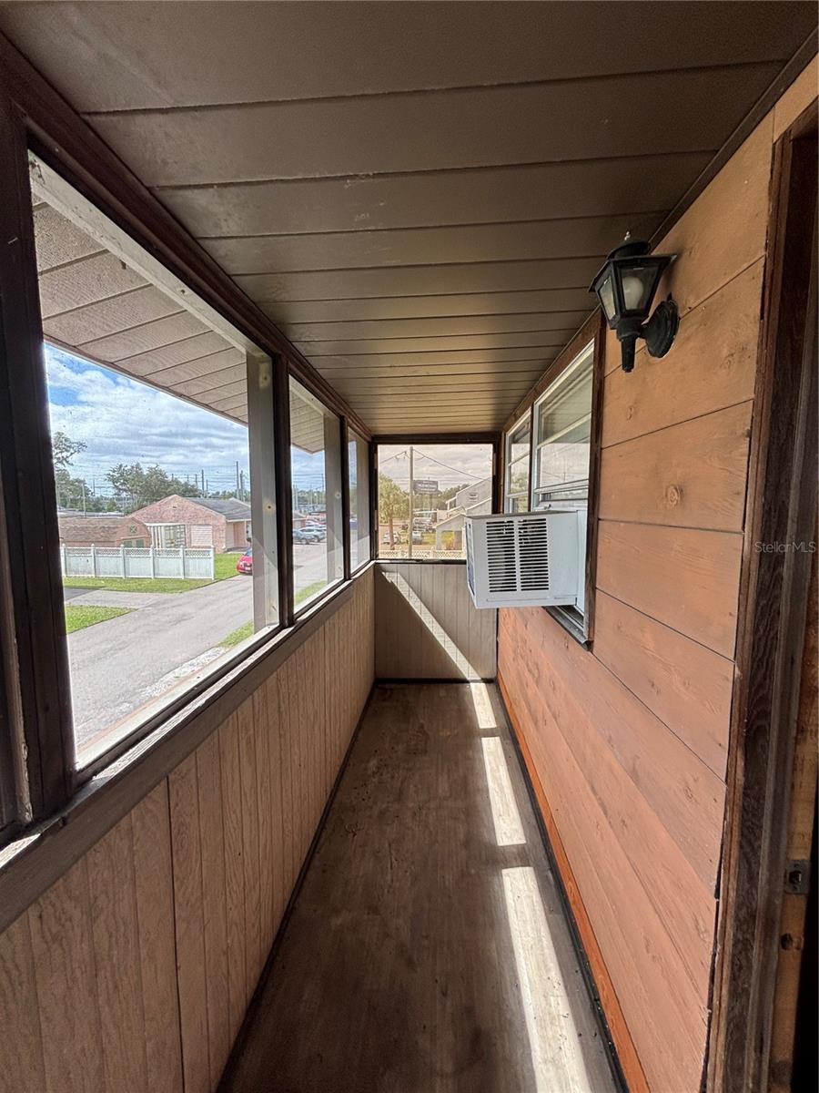 21335 COAKLEY LN #B-Loft — photo 18