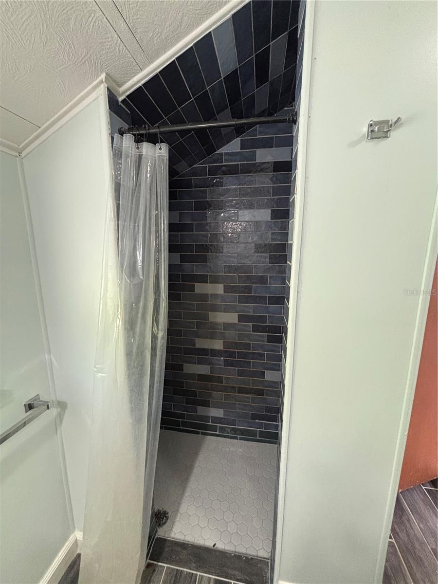 21335 COAKLEY LN #B-Loft — photo 20