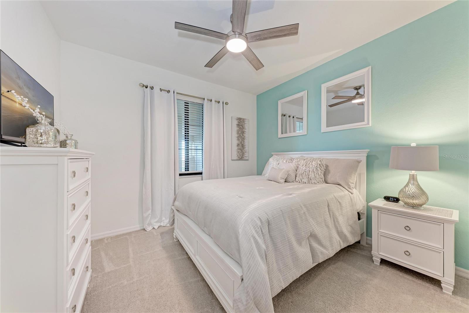 18114 GAWTHROP DR #404 — photo 30