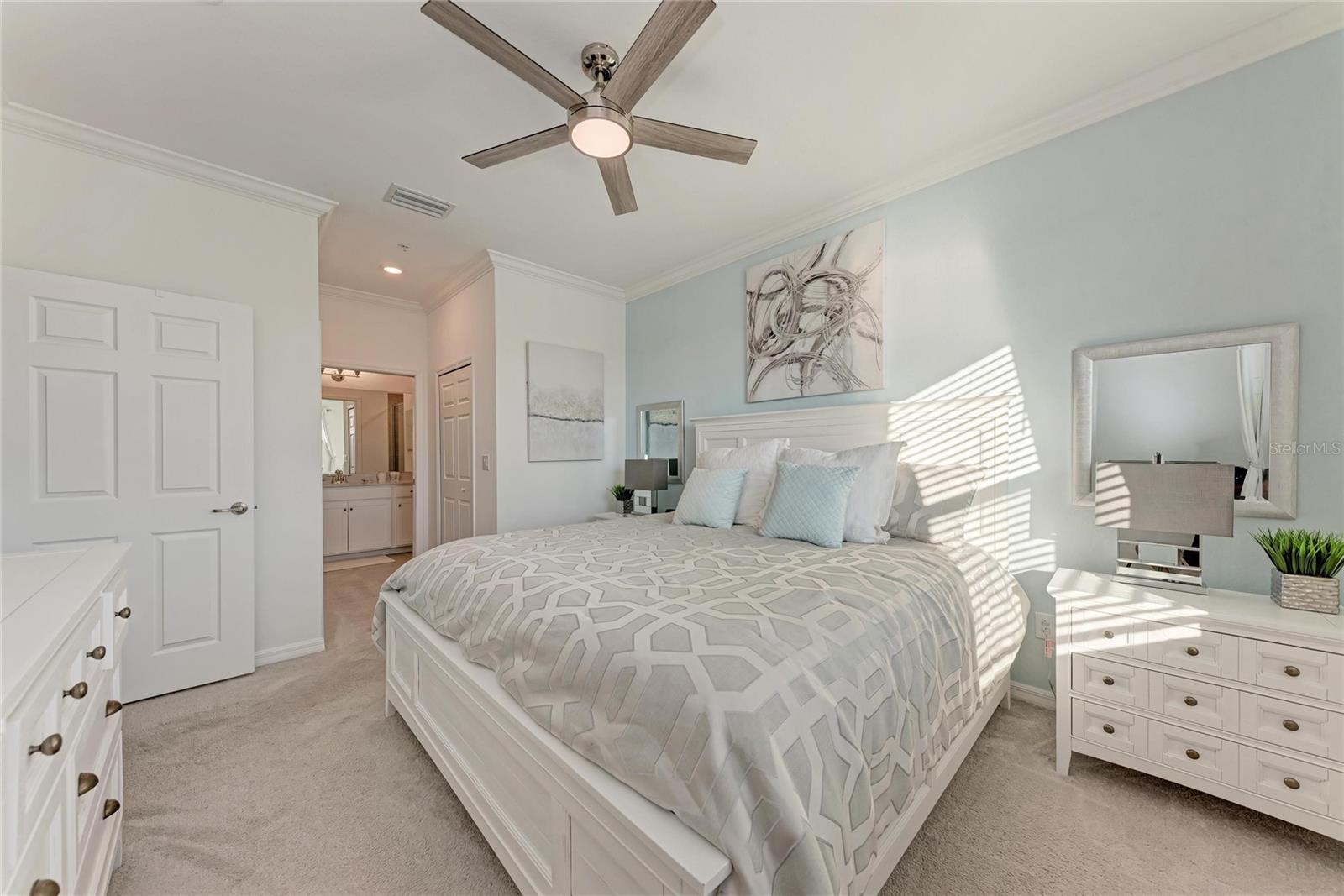18114 GAWTHROP DR #404 — photo 25