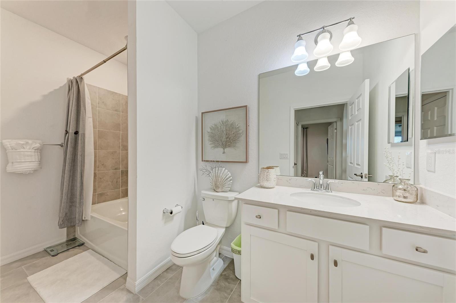 18114 GAWTHROP DR #404 — photo 33