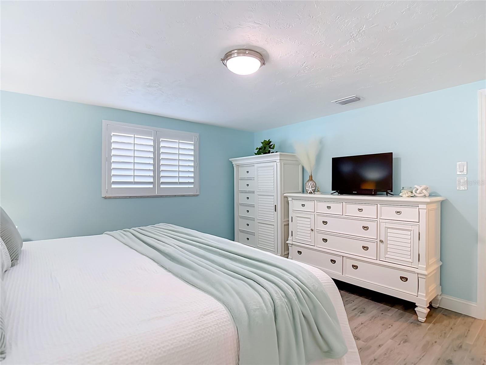 4951 FORECASTLE DR — photo 44