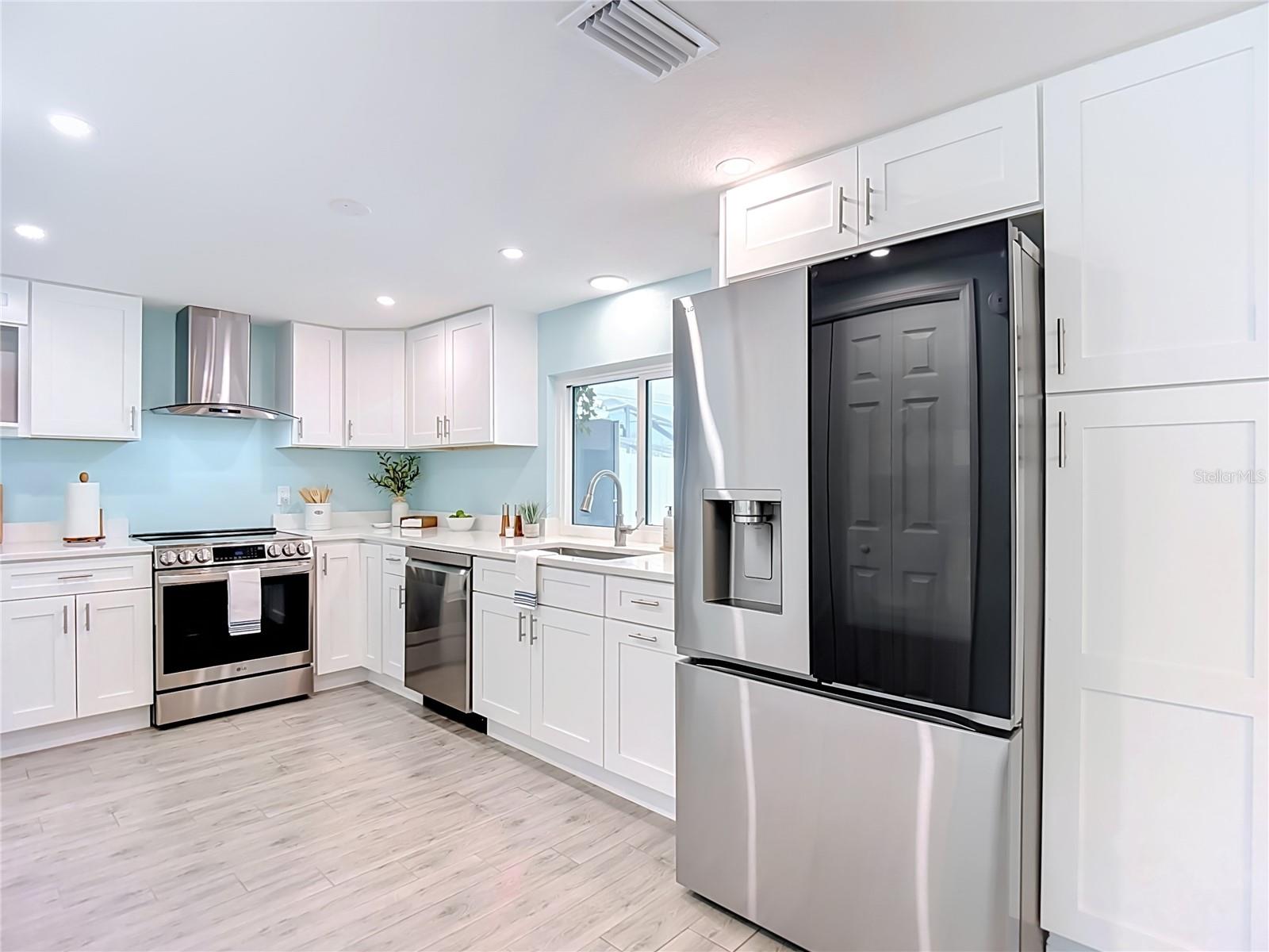 4951 FORECASTLE DR — photo 24