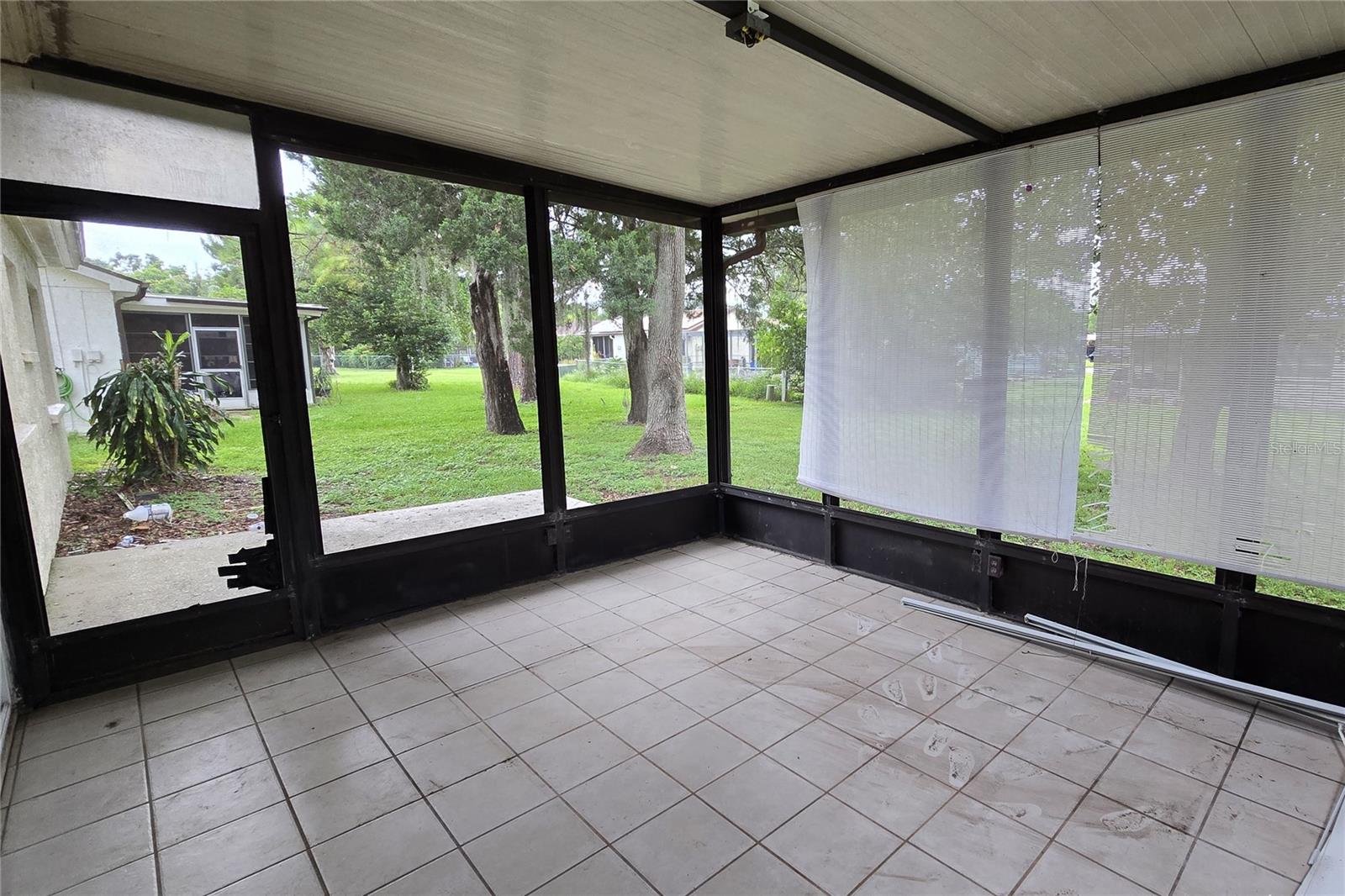 12817 WOODBINE DR — photo 19