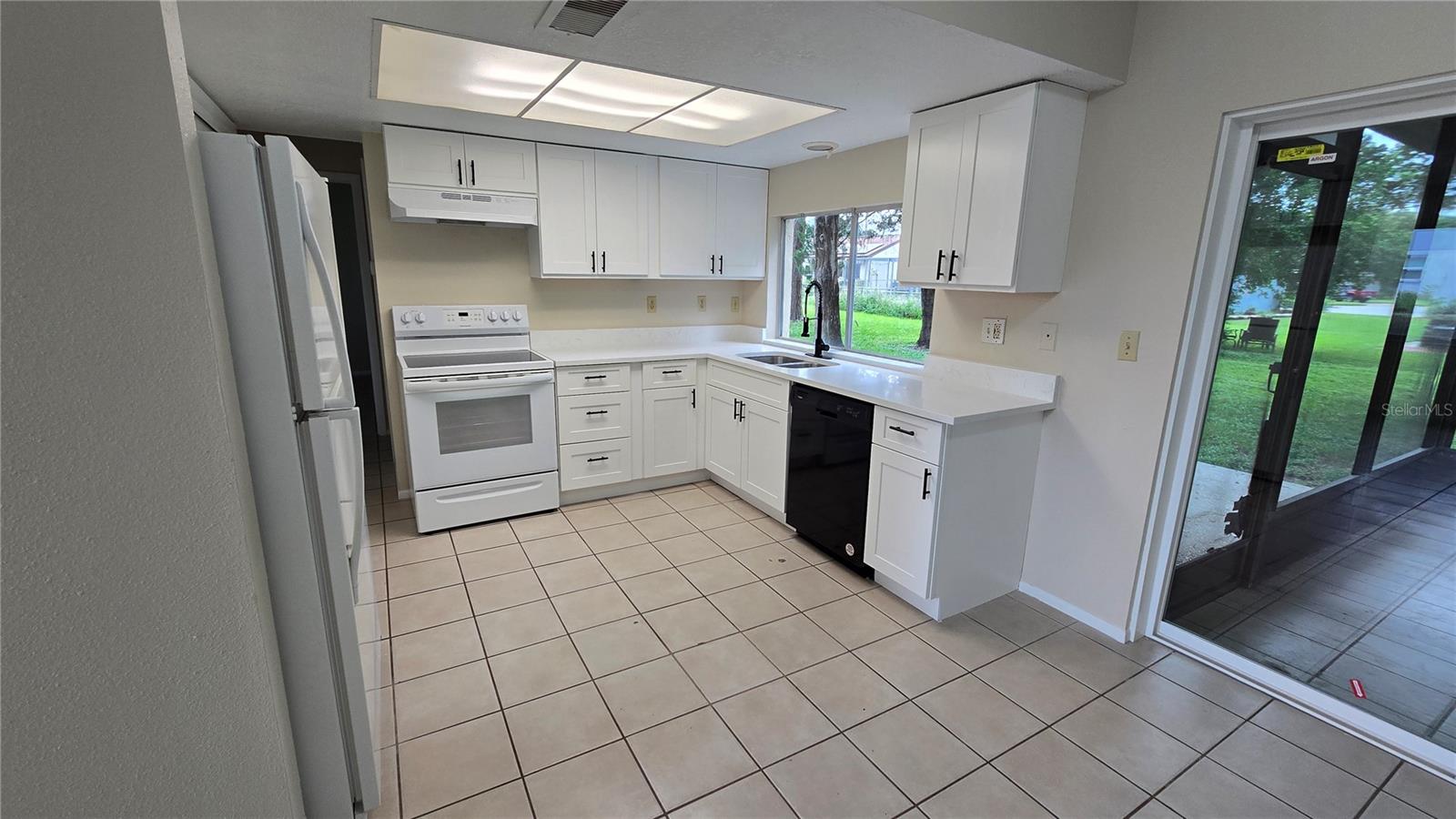 12817 WOODBINE DR — photo 8