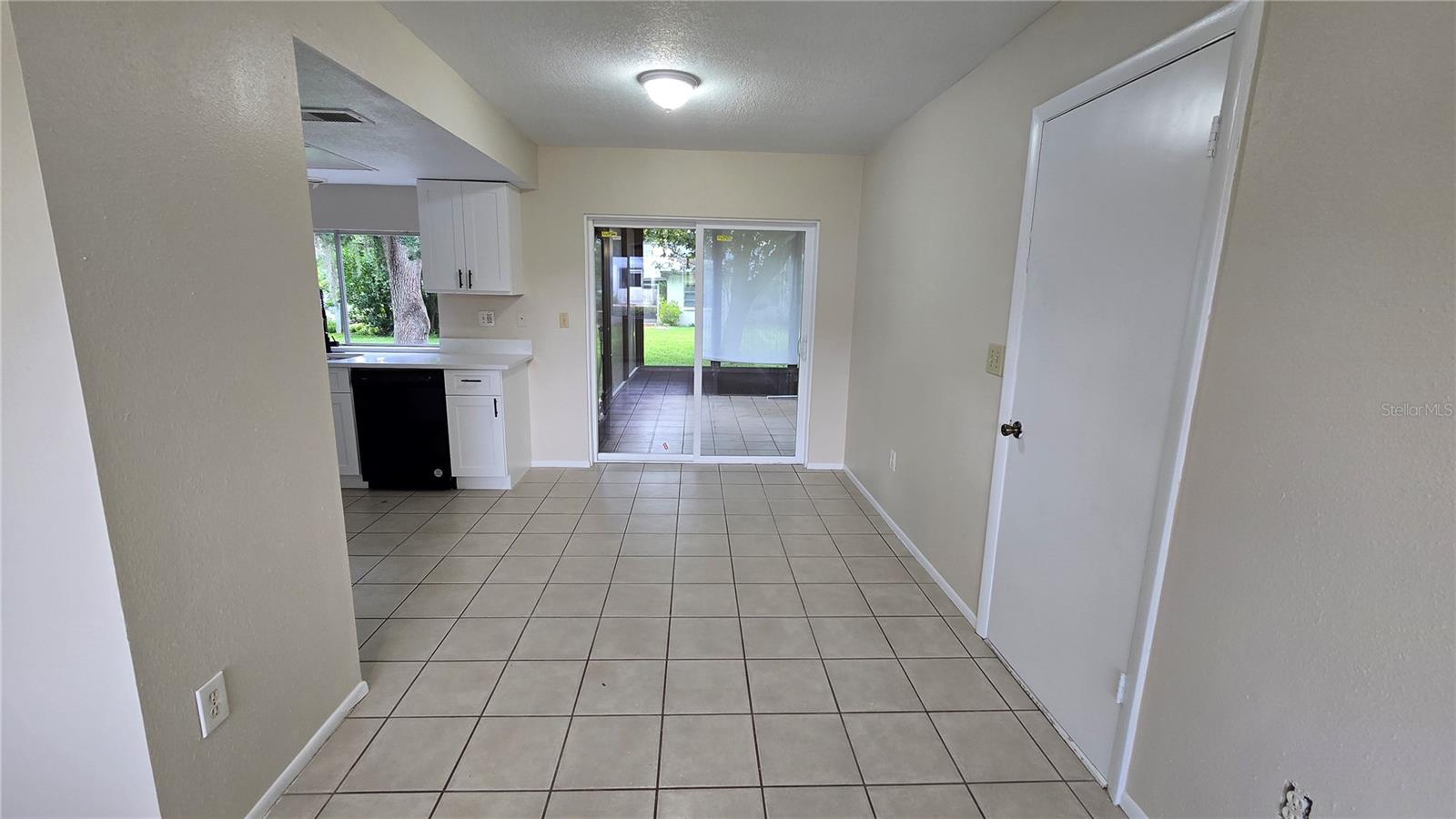 12817 WOODBINE DR — photo 6