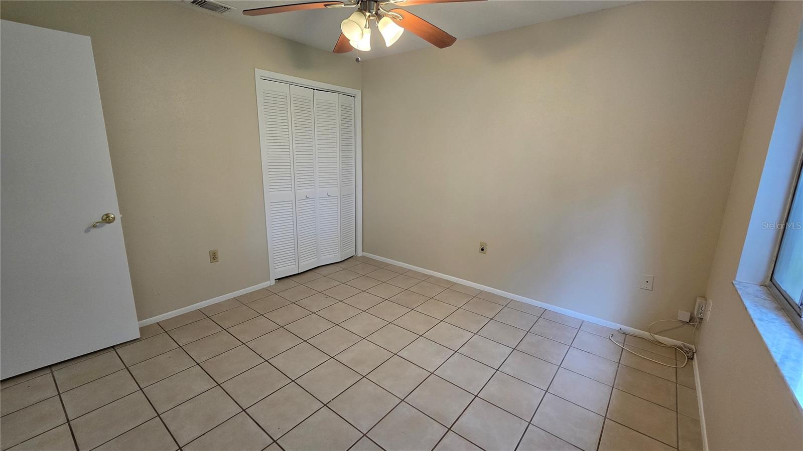 12817 WOODBINE DR — photo 12