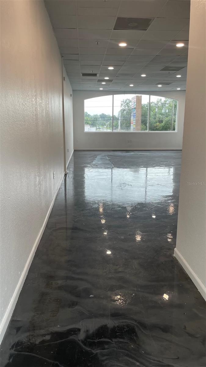 1412 W WATERS AVE #204 — photo 2