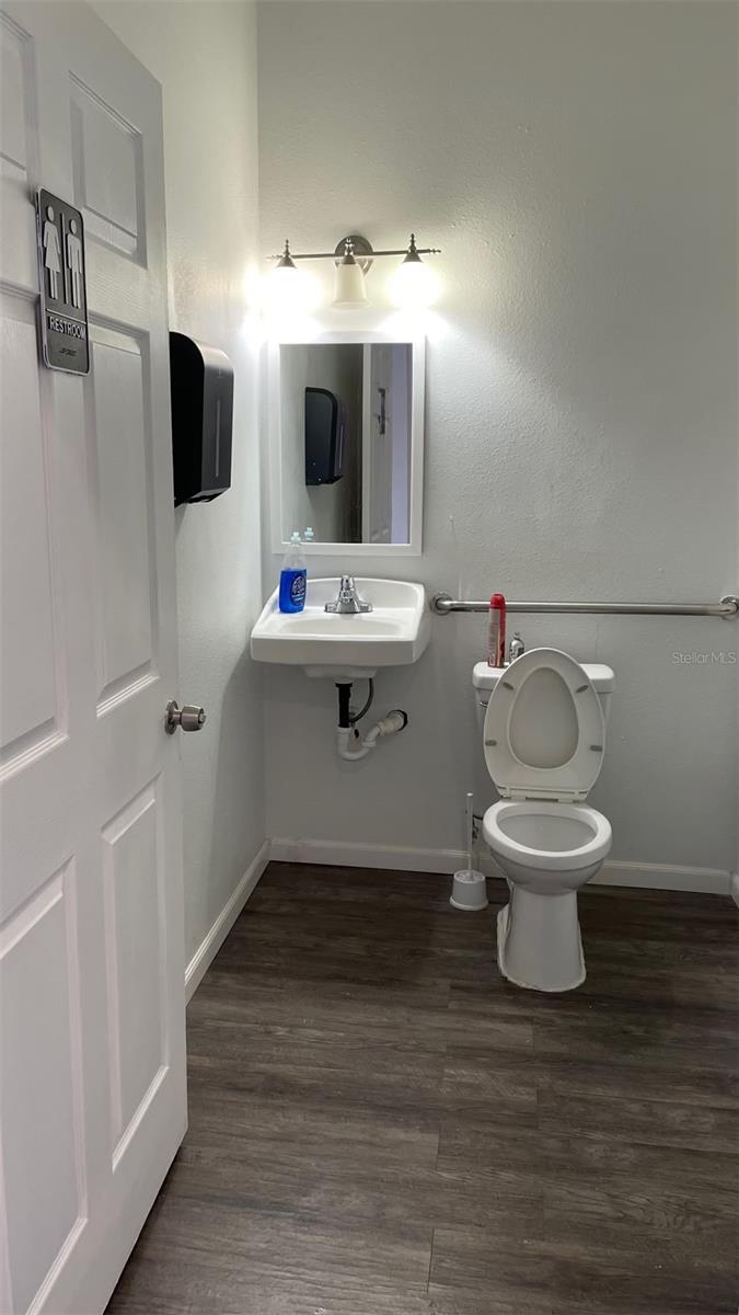 1412 W WATERS AVE #204 — photo 4