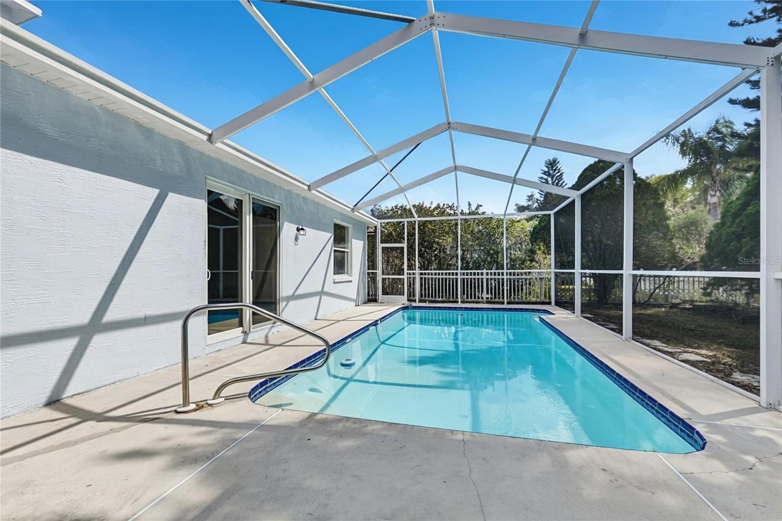 Home in NEW PORT RICHEY — photo 21