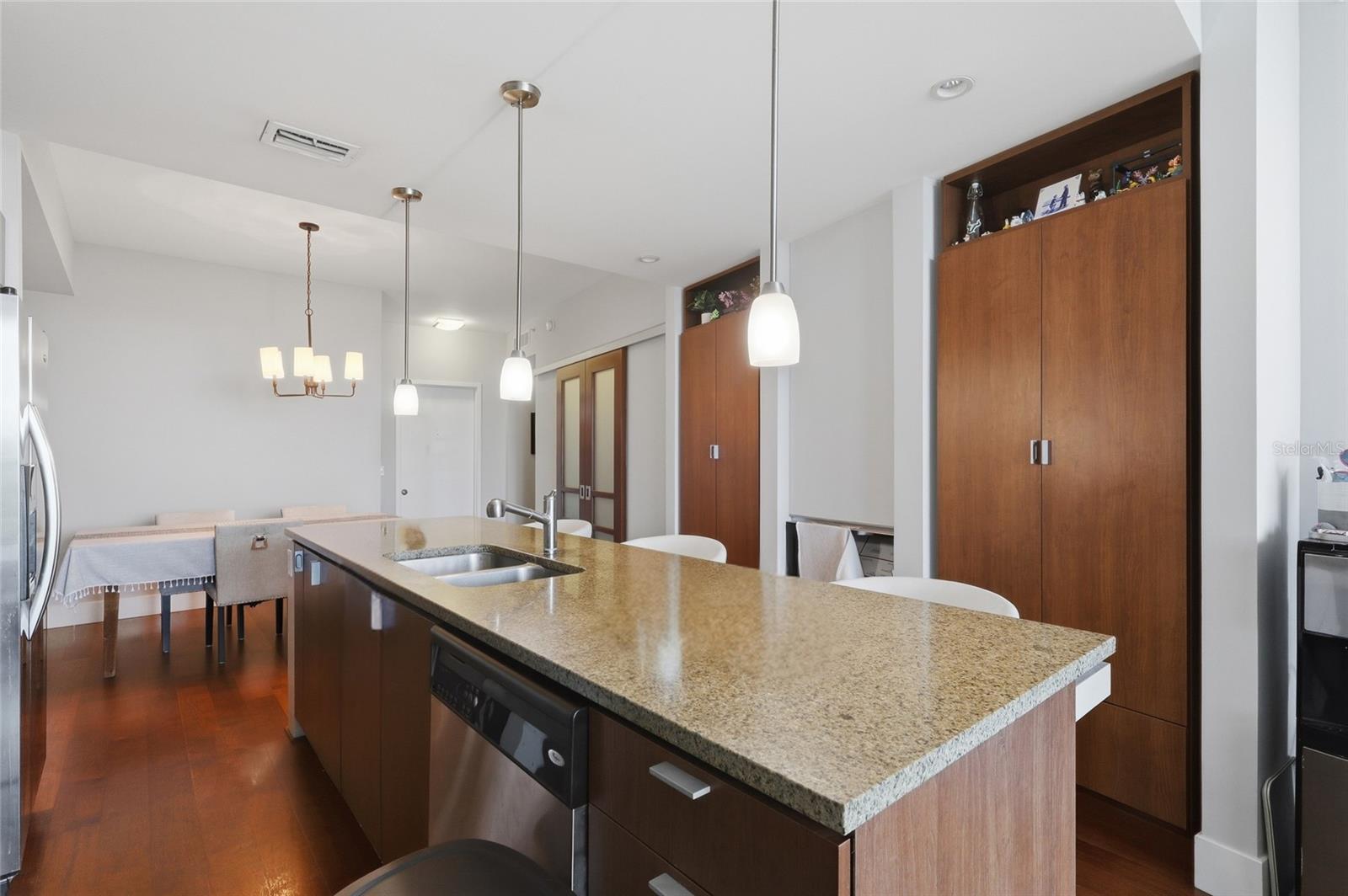 912 CHANNELSIDE DR #2307 — photo 4