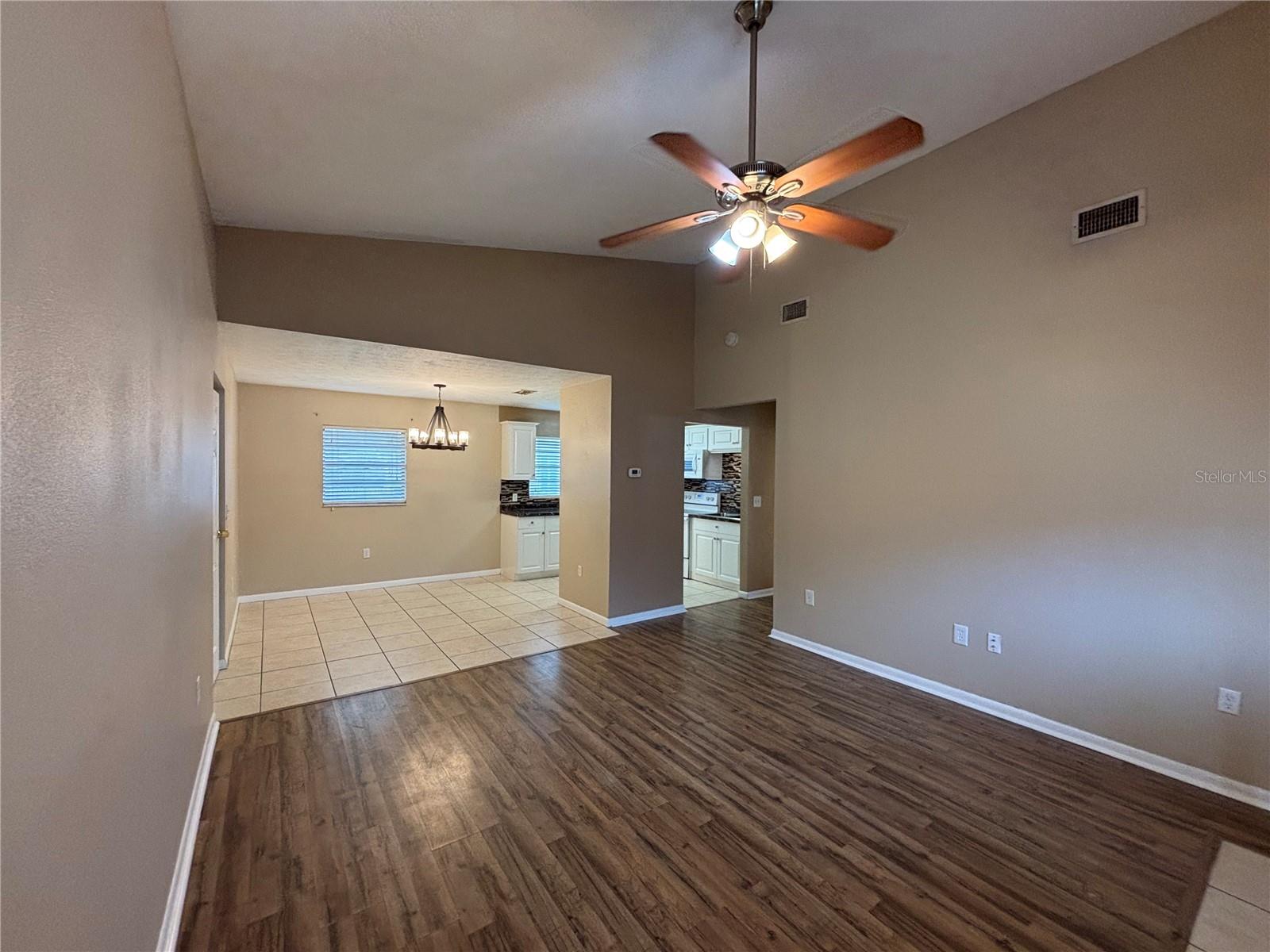 21334 COAKLEY — photo 4