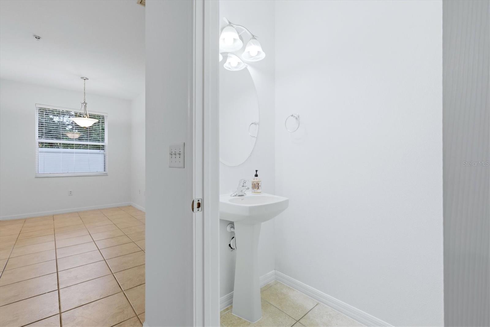 3639 PARKRIDGE CIR #10-102 — photo 27