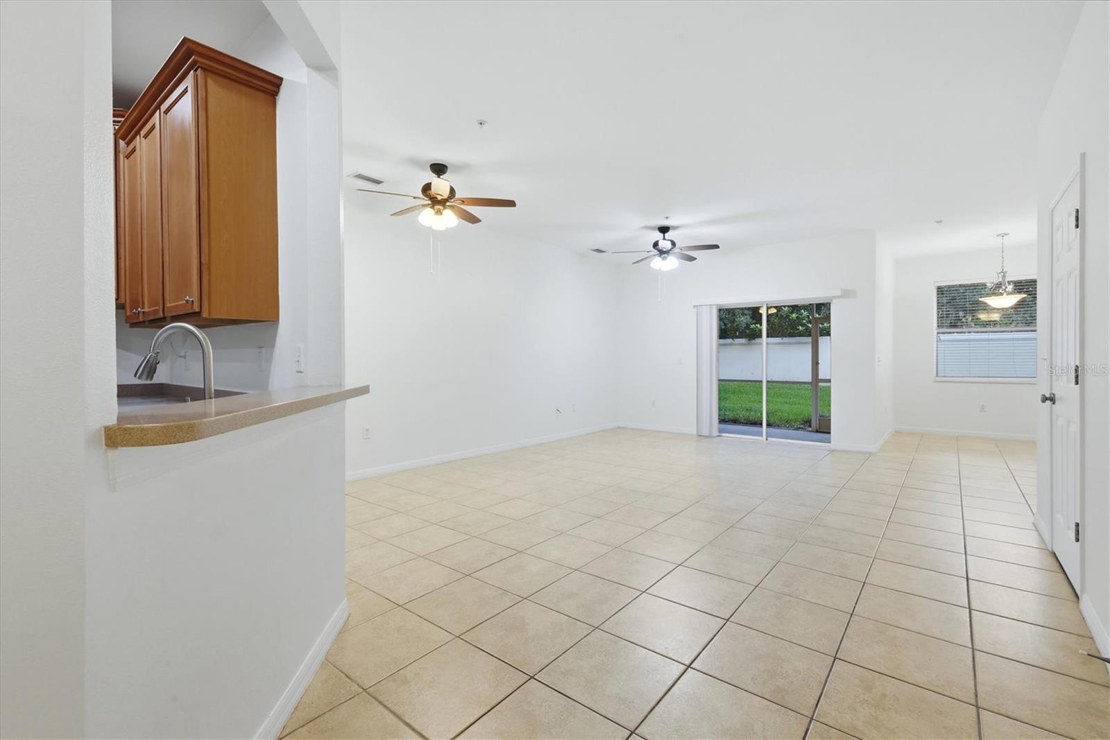 3639 PARKRIDGE CIR #10-102 — photo 7