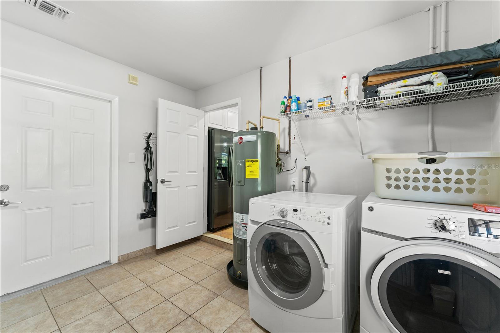 5363 FOXWOOD DR — photo 24