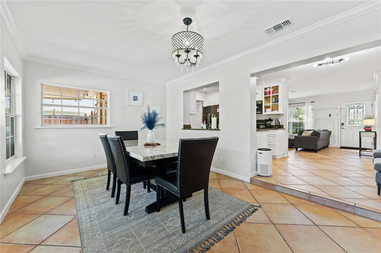 5363 FOXWOOD DR — photo 12