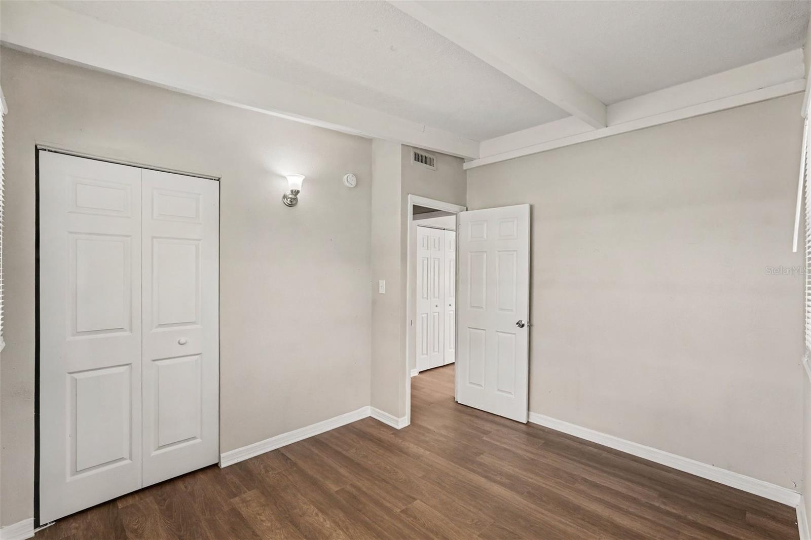 1421 LONGWOOD LOOP — photo 16