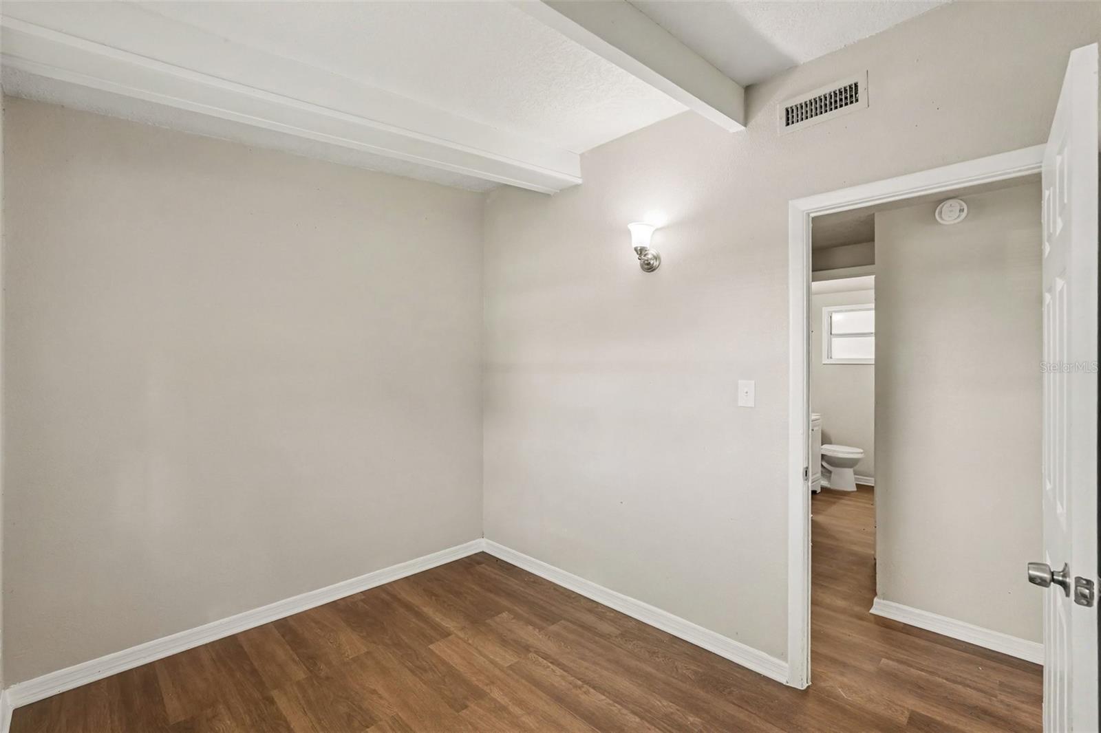1421 LONGWOOD LOOP — photo 14