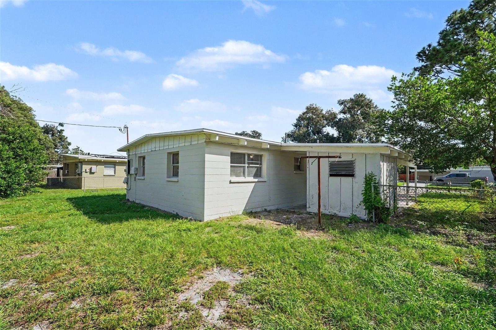 1421 LONGWOOD LOOP — photo 26