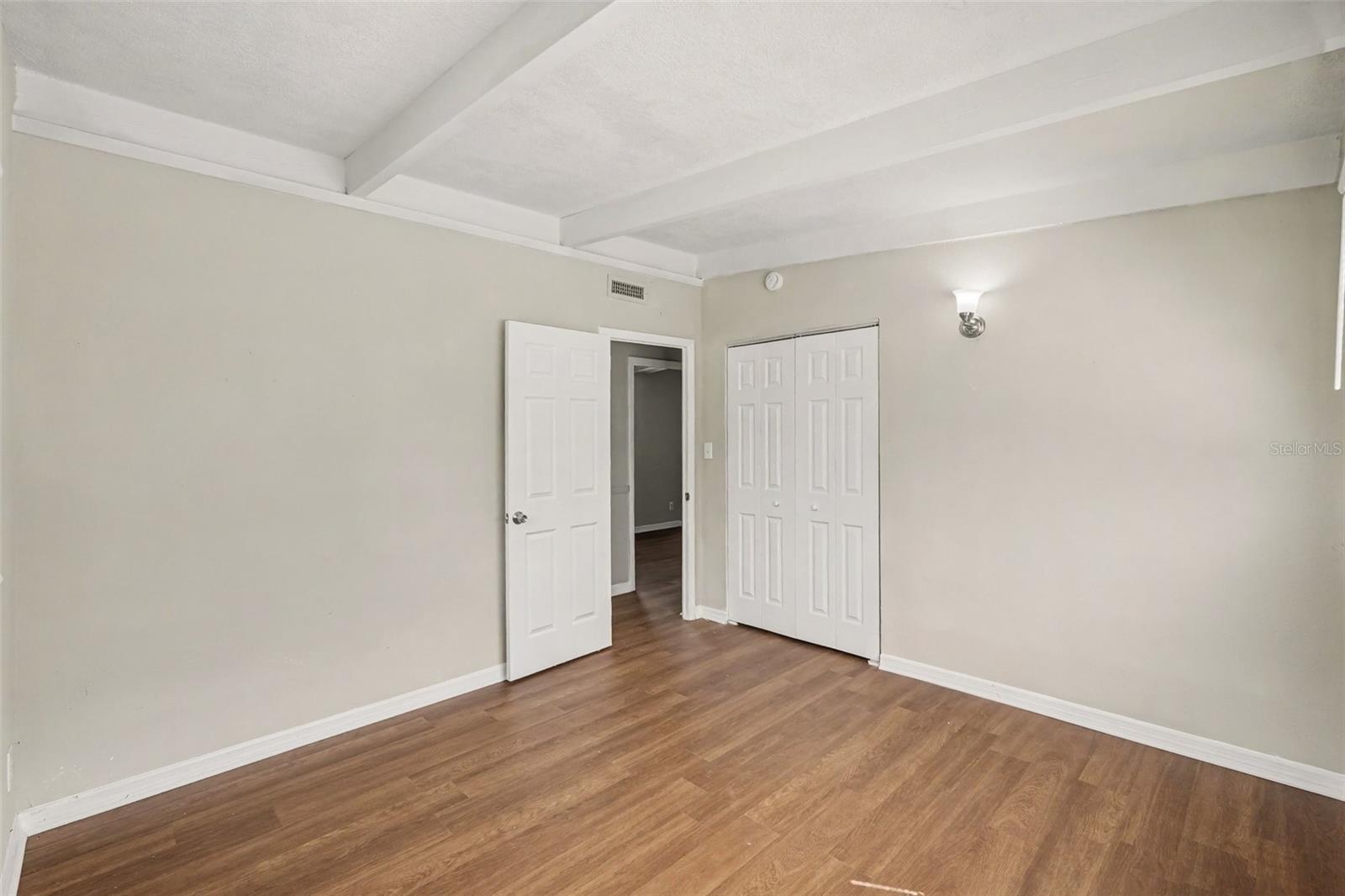 1421 LONGWOOD LOOP — photo 18