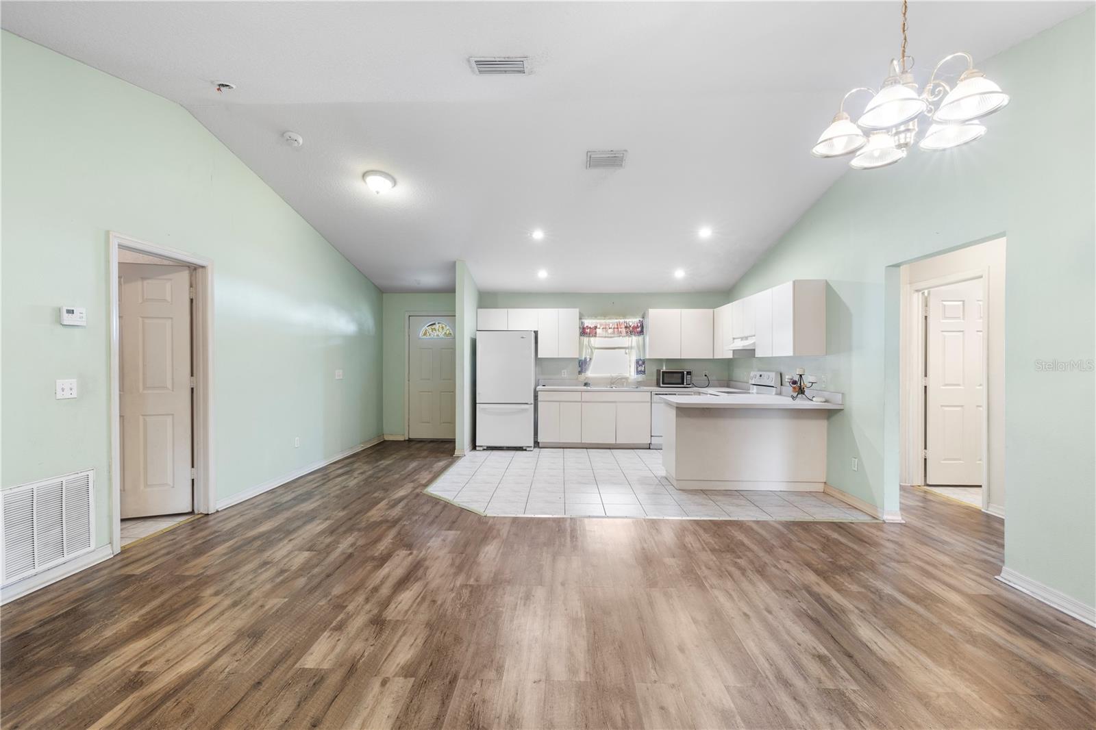 4201 E WILMA ST — photo 10