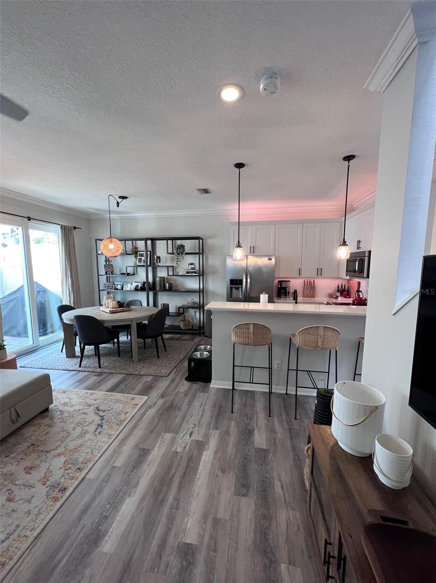 411 S MELVILLE AVE #4 — photo 8