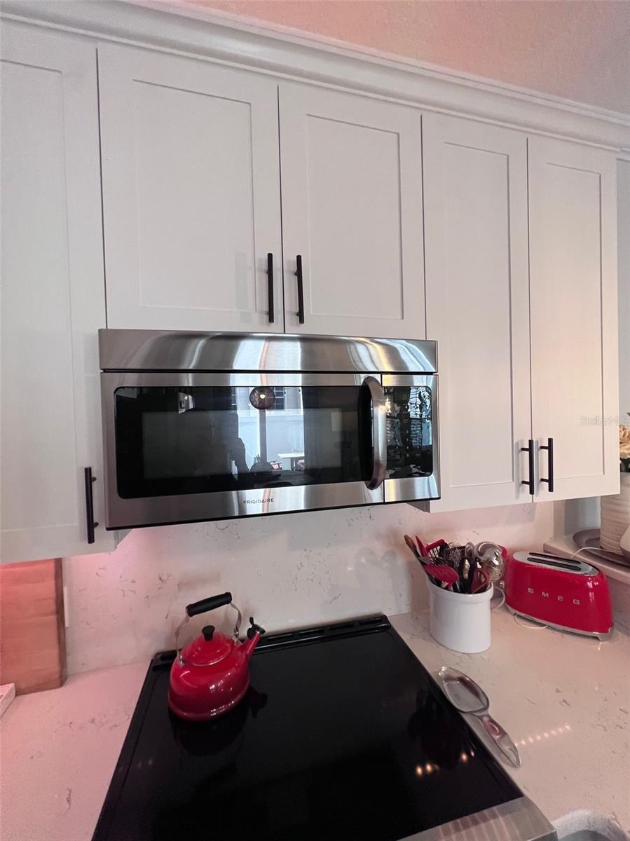 411 S MELVILLE AVE #4 — photo 16