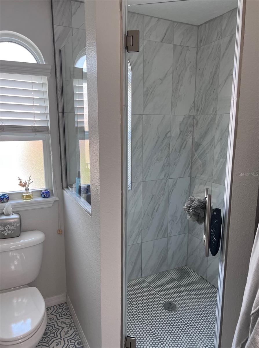 411 S MELVILLE AVE #4 — photo 32