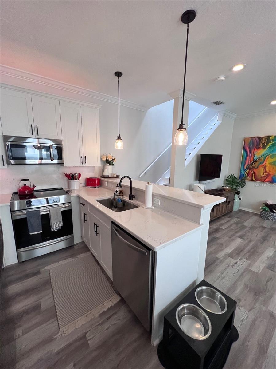 411 S MELVILLE AVE #4 — photo 15