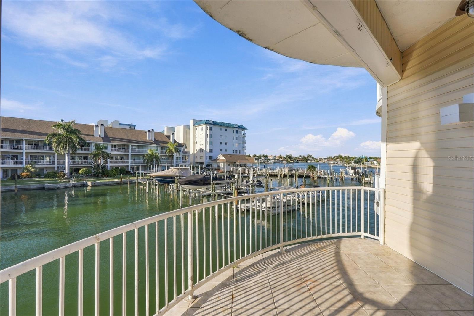 9227 CAPTIVA CIR — photo 19