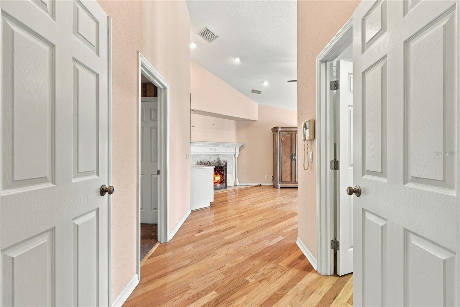 9227 CAPTIVA CIR — photo 33