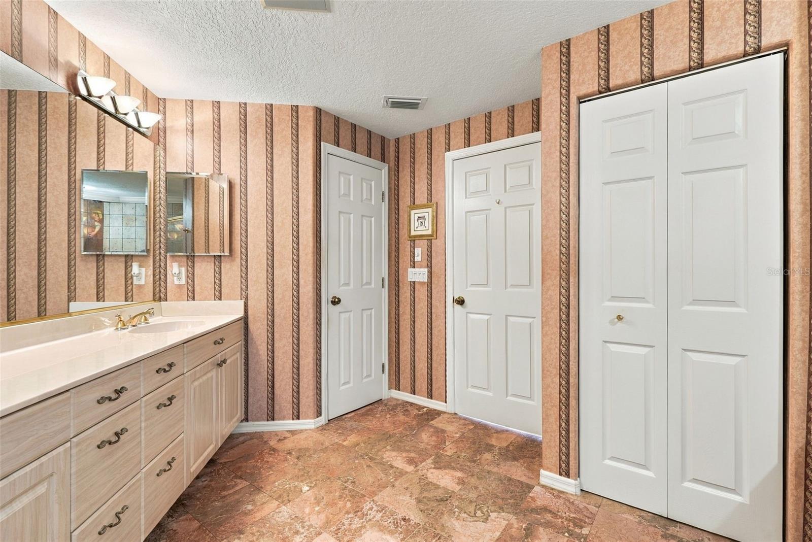 9227 CAPTIVA CIR — photo 40