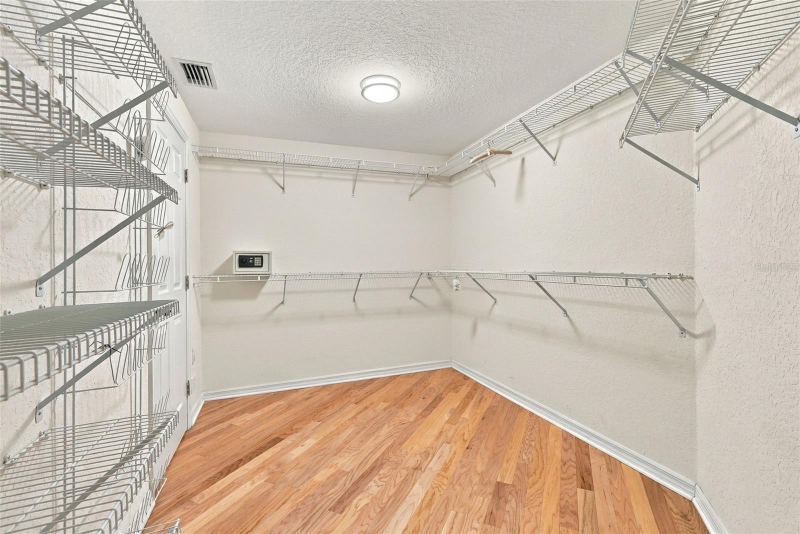 9227 CAPTIVA CIR — photo 39