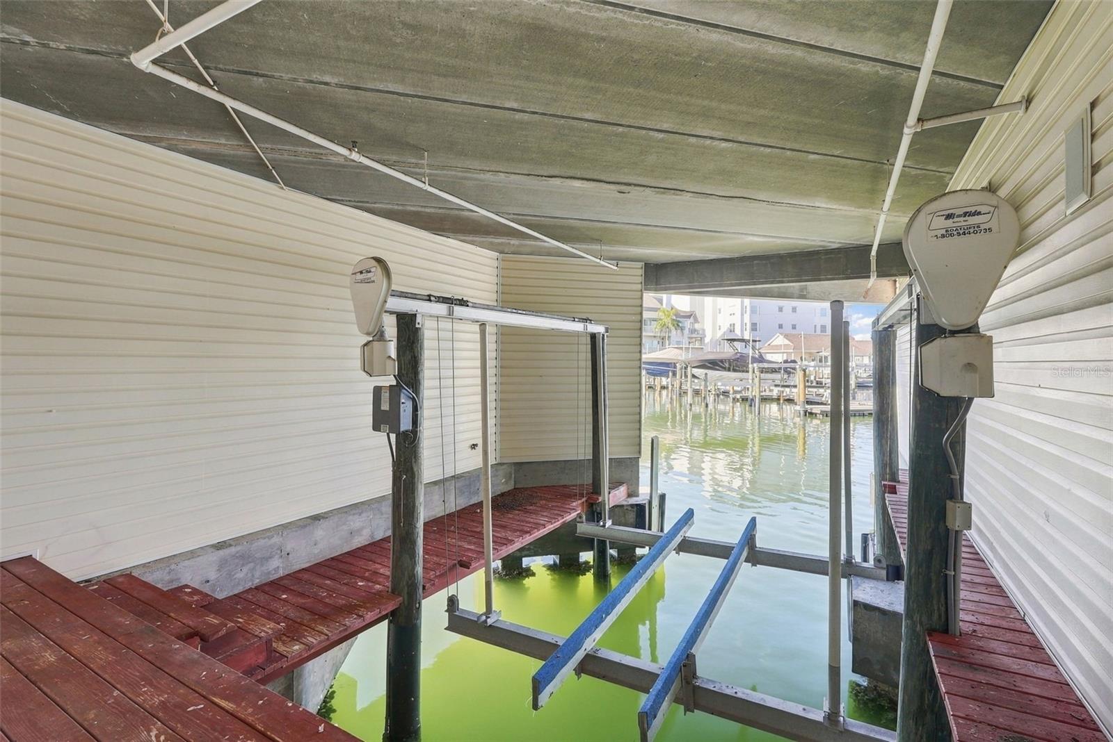 9227 CAPTIVA CIR — photo 49