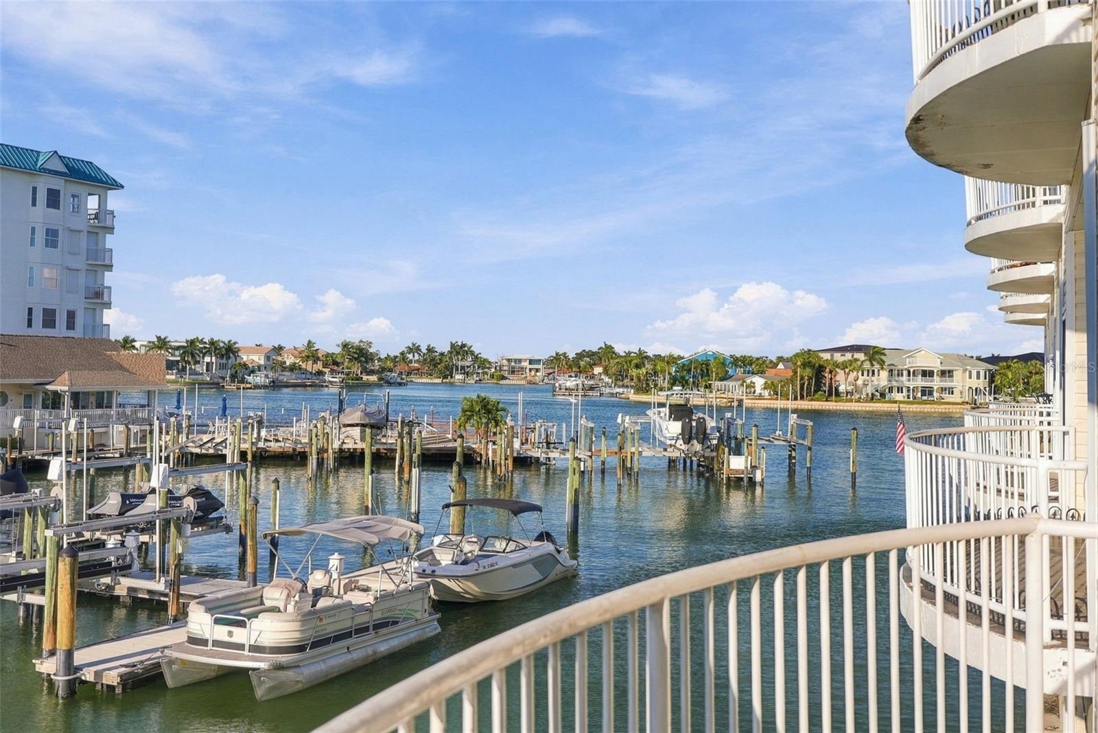 9227 CAPTIVA CIR — photo 21