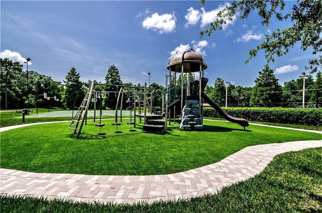 3427 HILLMOOR DR — photo 31