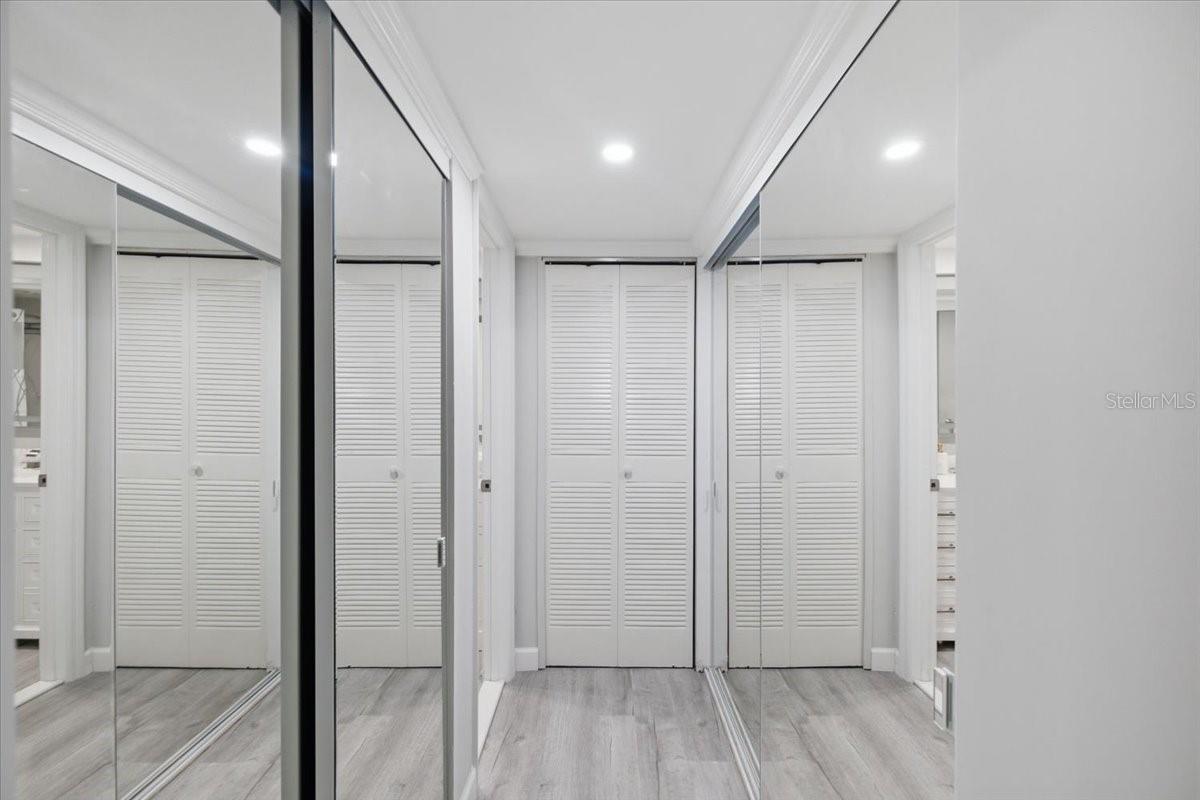 4908 38TH WAY S #401 — photo 31