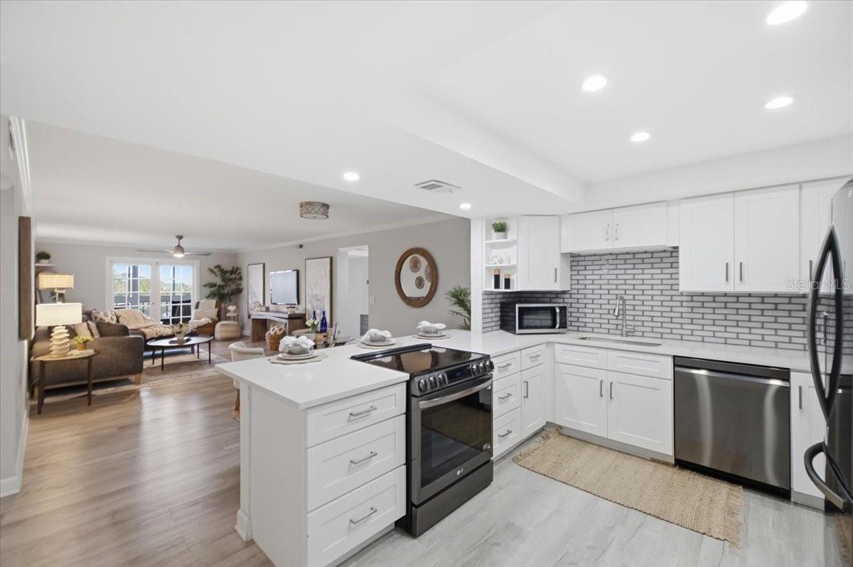 4908 38TH WAY S #401 — photo 12