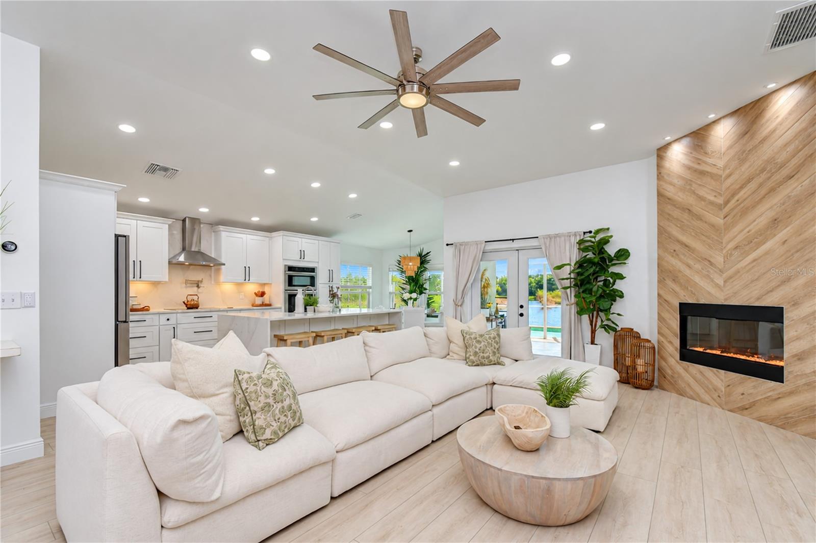 13509 COLORADO PL — photo 8
