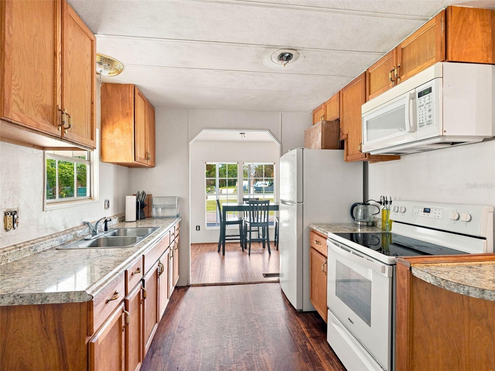 13139 HICKS RD — photo 4