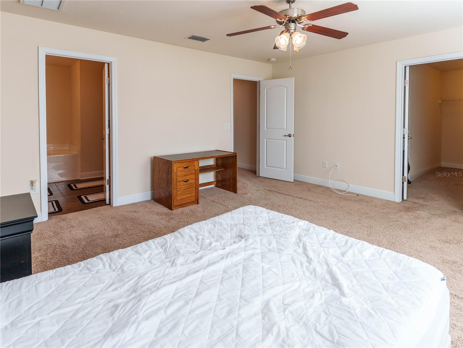 20215 NATURES SPIRIT DR — photo 23