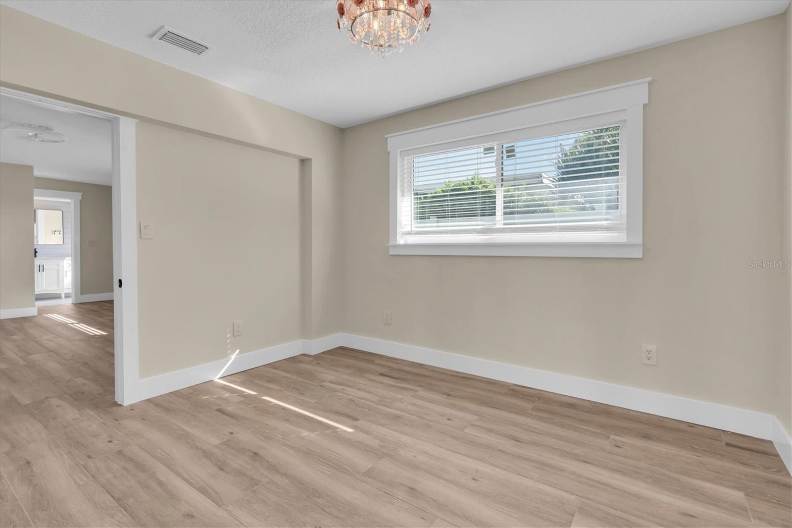 14968 IMPERIAL POINT DR N — photo 26